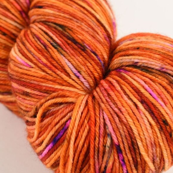 Hue Loco Phyllis Sock Yarn Fingering Weight SW Merino 463 Yds Swanky Cheetah - Picture 2 of 3